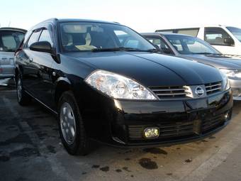 2004 Nissan Wingroad Photos