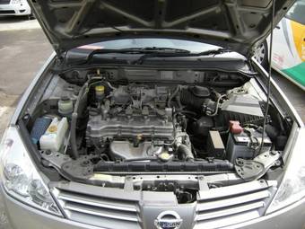 2004 Nissan Wingroad Pictures