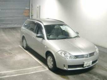 2004 Nissan Wingroad Photos