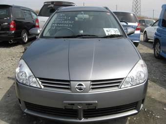 2004 Nissan Wingroad Photos