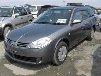 2004 Nissan Wingroad Pictures