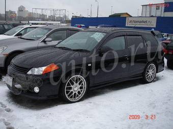 2004 Nissan Wingroad Photos