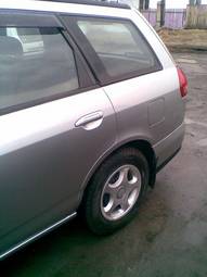 2004 Nissan Wingroad Images