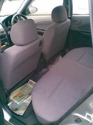 2004 Nissan Wingroad Photos