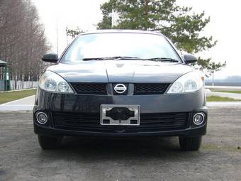 2004 Nissan Wingroad Pictures