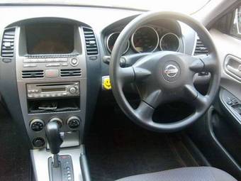 2004 Nissan Wingroad Pics