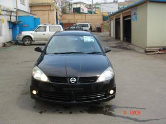 2004 Nissan Wingroad Photos