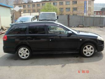 2004 Nissan Wingroad Pictures