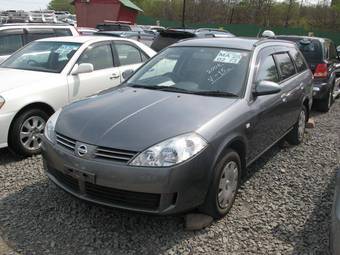 2004 Nissan Wingroad Photos