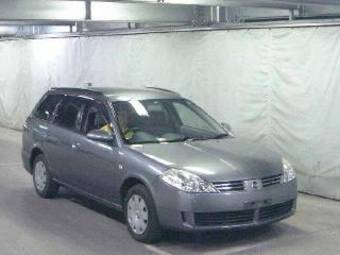 2004 Nissan Wingroad Photos
