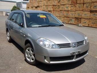 2004 Nissan Wingroad Photos