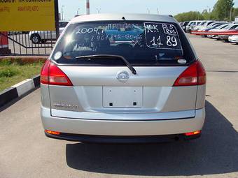 2004 Nissan Wingroad Photos