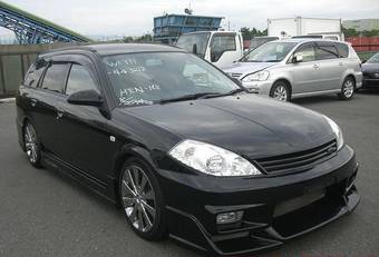 2004 Nissan Wingroad Wallpapers