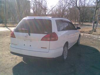 2004 Nissan Wingroad Photos
