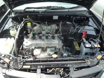 2004 Nissan Wingroad Pictures