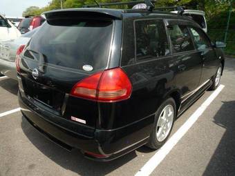 2004 Nissan Wingroad Photos