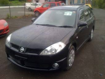 2004 Nissan Wingroad Pictures