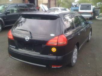 2004 Nissan Wingroad Photos