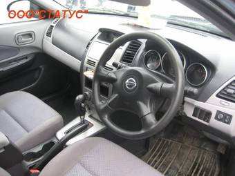 2004 Nissan Wingroad Pictures