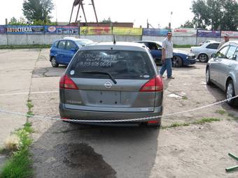 2004 Nissan Wingroad Photos