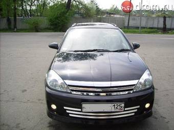 2004 Nissan Wingroad Pictures