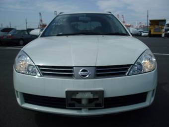 2004 Nissan Wingroad Photos