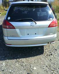 2004 Nissan Wingroad Pictures