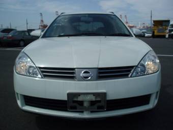 2004 Nissan Wingroad Pictures