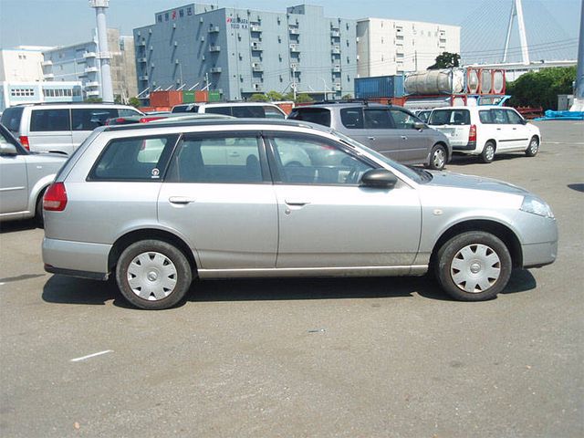 2005 Nissan Wingroad