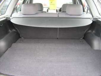 2005 Nissan Wingroad Pictures
