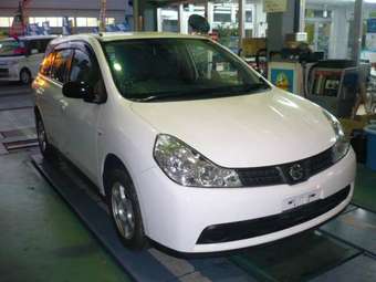2005 Nissan Wingroad Pictures