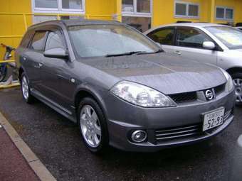 2005 Nissan Wingroad Photos