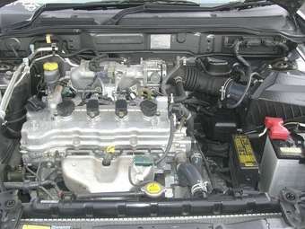 2005 Nissan Wingroad Photos