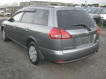 2005 Nissan Wingroad Wallpapers