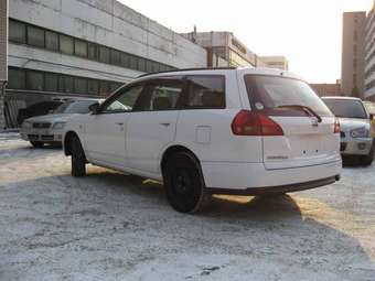 2005 Nissan Wingroad Pictures