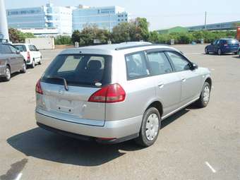 2005 Nissan Wingroad Photos