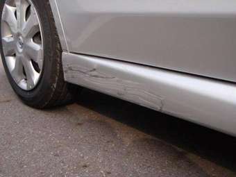 2005 Nissan Wingroad Images