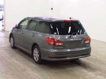2005 Nissan Wingroad Images