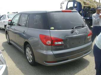2005 Nissan Wingroad Pictures