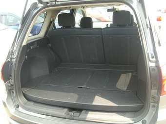 2005 Nissan Wingroad Photos