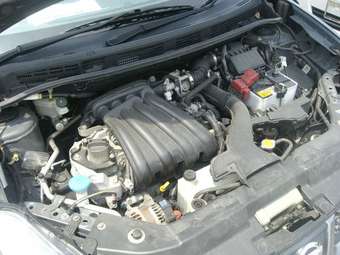 2005 Nissan Wingroad Photos