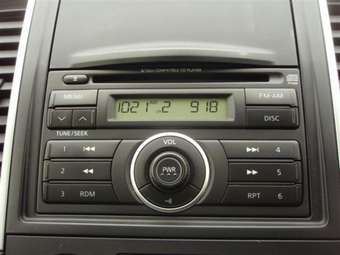 2005 Nissan Wingroad Photos