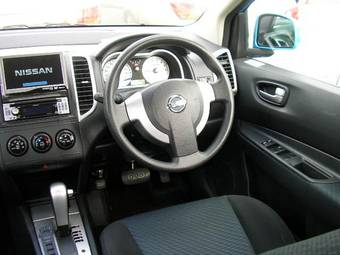 2005 Nissan Wingroad Wallpapers
