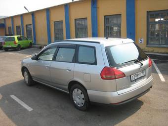 2005 Nissan Wingroad Pics