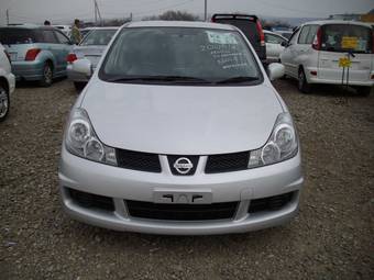 2005 Nissan Wingroad Pictures