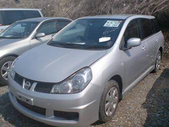 2005 Nissan Wingroad Photos