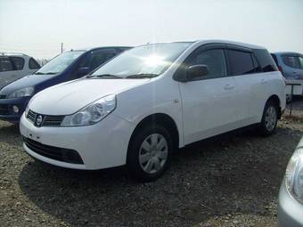2005 Nissan Wingroad Pics