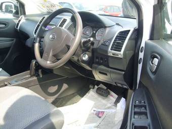 2005 Nissan Wingroad Photos