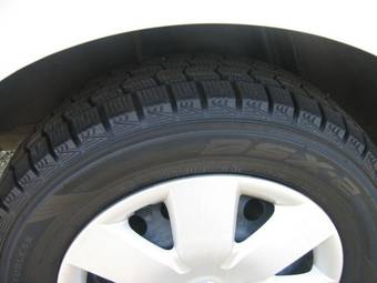 2005 Nissan Wingroad Pictures
