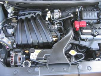 2005 Nissan Wingroad Pictures